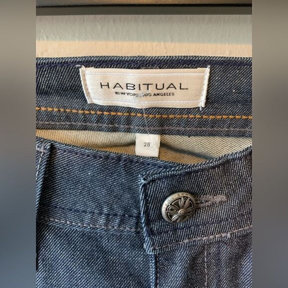 Habitual jeans size 28  - Picture 3 of 9
